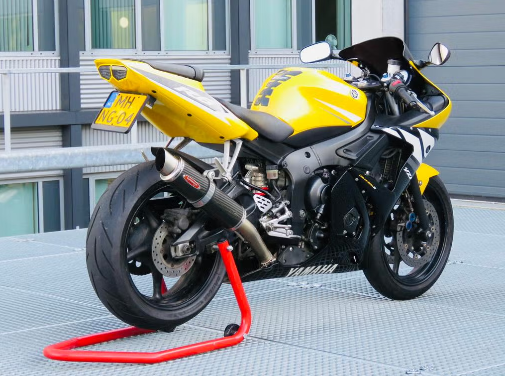 Yamaha YZF R6 RJ05 | 2003