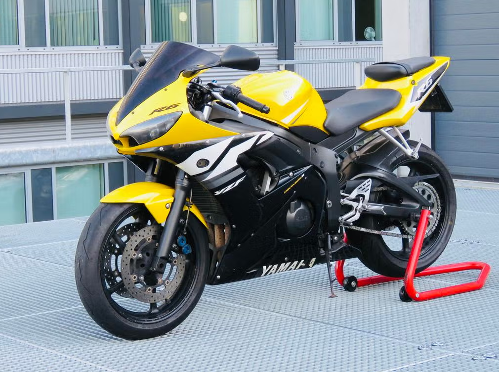 Yamaha YZF R6 RJ05 | 2003 image 4